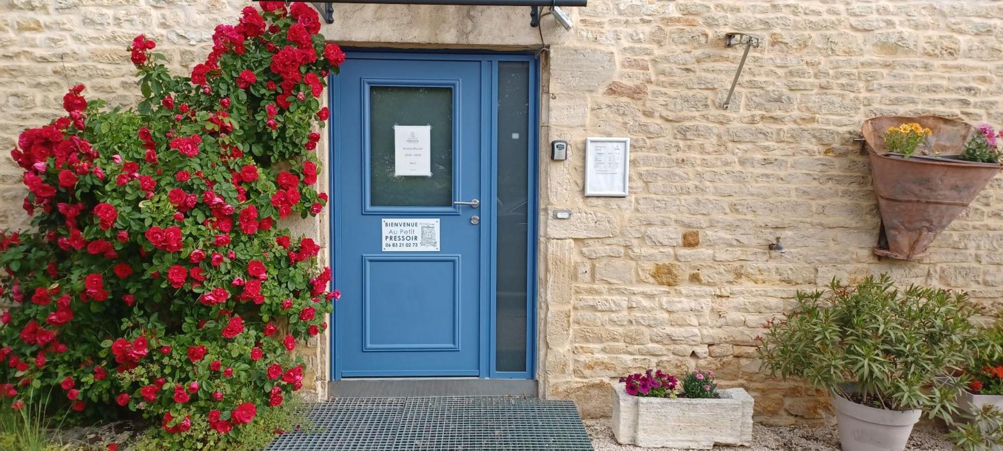 Au Petit Pressoir Bed & Breakfast Givry  Exterior photo